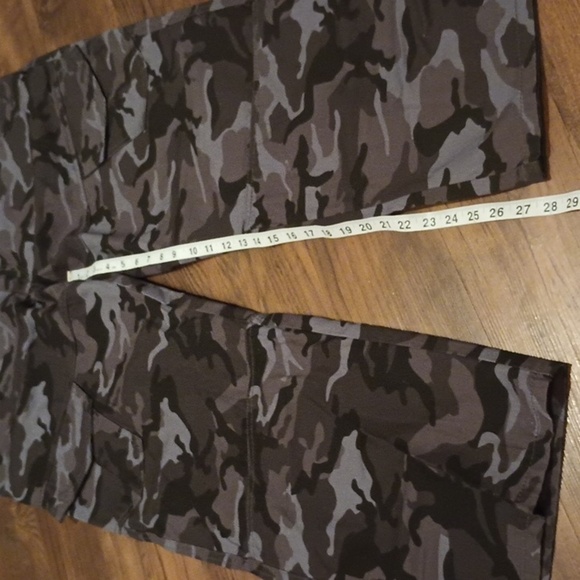 Big Dude Grey Camo Cargo Straight Leg Cotton Pants A34 - Picture 2 of 7